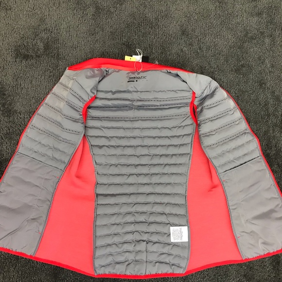Women’s Nike Golf Vest NWT - Picture 2 of 5